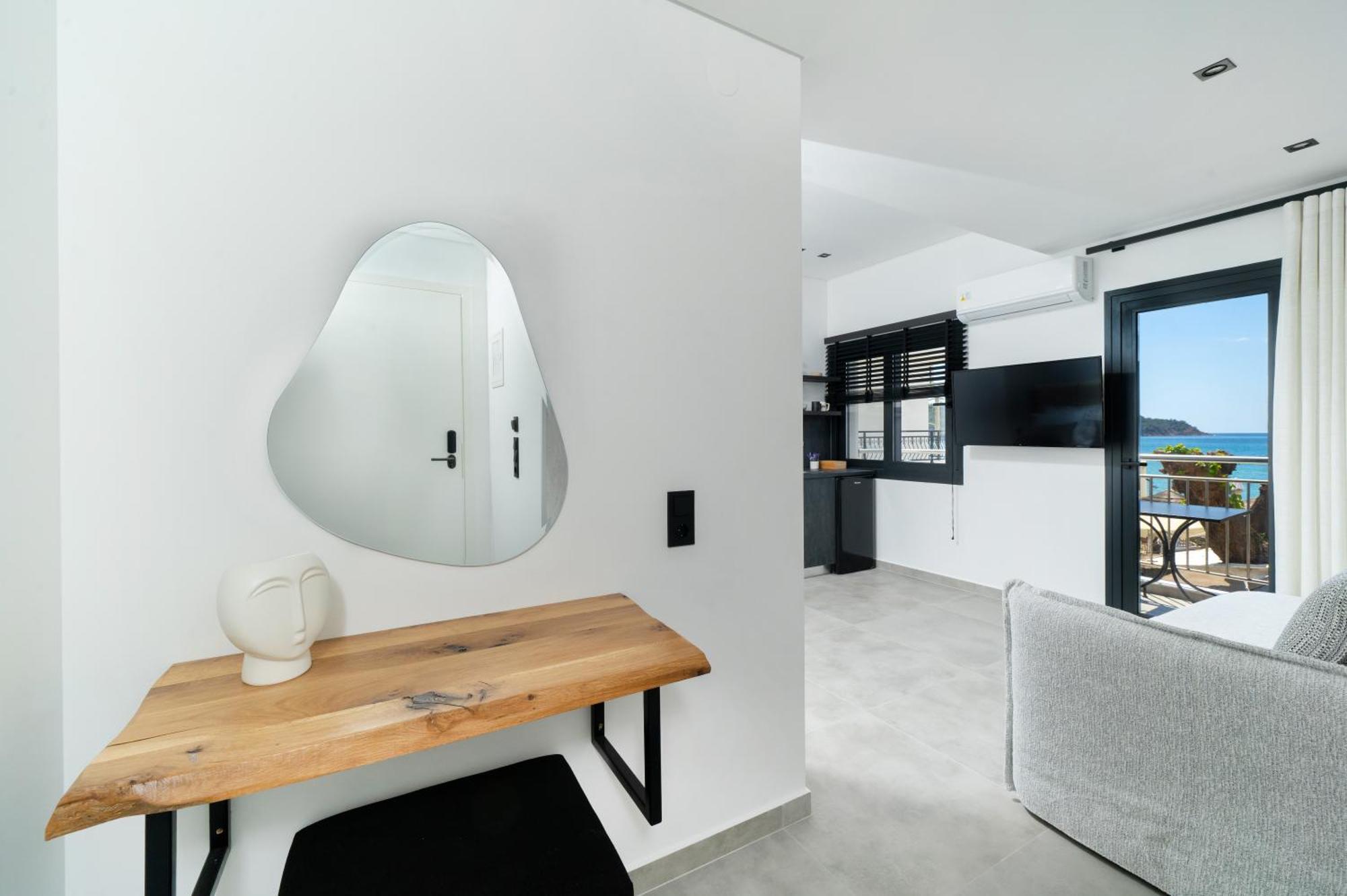 Parilion Suites Потос Екстер'єр фото